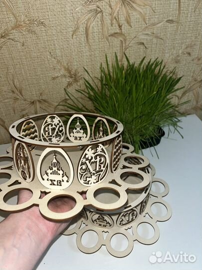 Подставка для кулича и яиц