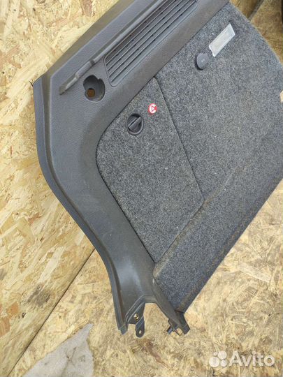 Обивка багажника Vw Tiguan 1