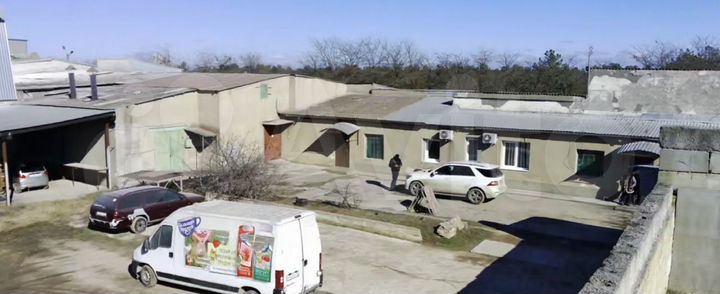 Склад, 780 м²