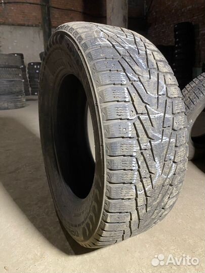 Nokian Tyres Hakkapeliitta 7 SUV 265/65 R18