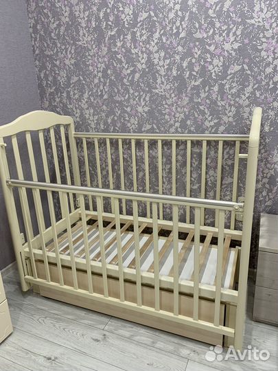 Детская кроватка + матрас
