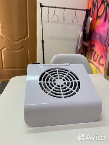 Вытяжка для маникюра и педикюра