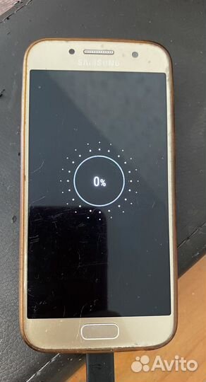 Samsung Galaxy A3 (2017) SM-A320F/DS, 2/16 ГБ