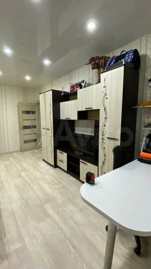 1-к. квартира, 53 м², 2/5 эт.