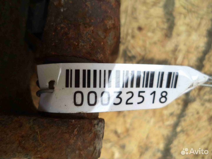 Суппорт передний правый Honda CR-V 3