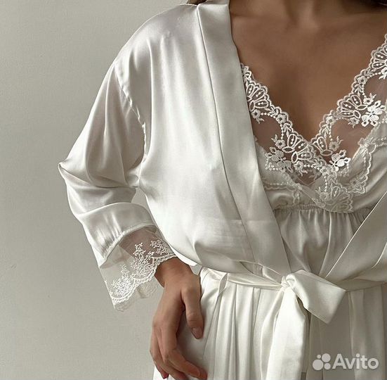 Халат белый женский