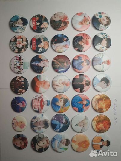 Значки BTS матовые