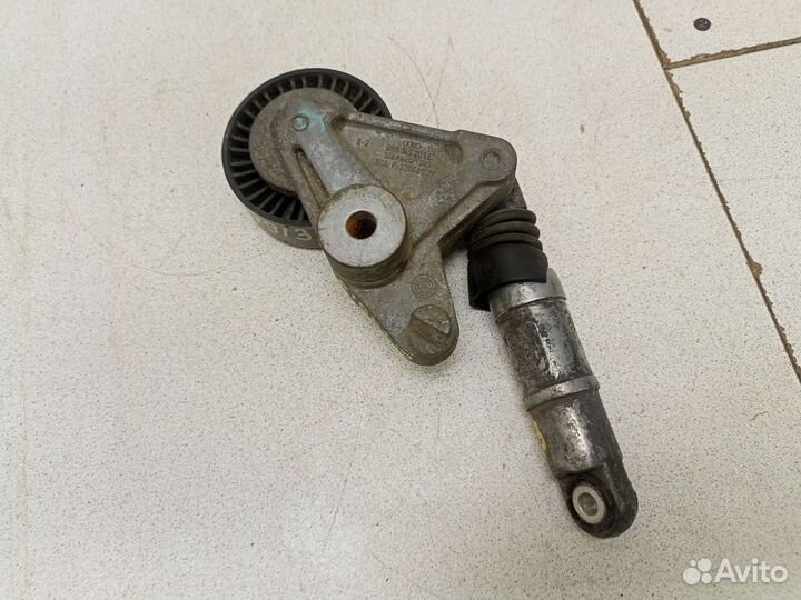 Натяжитель ремня Ауди A4 B7