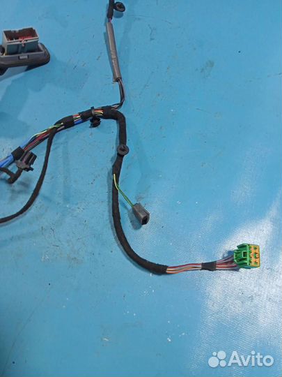 Проводка (коса) задней правой двери Land Rover RA