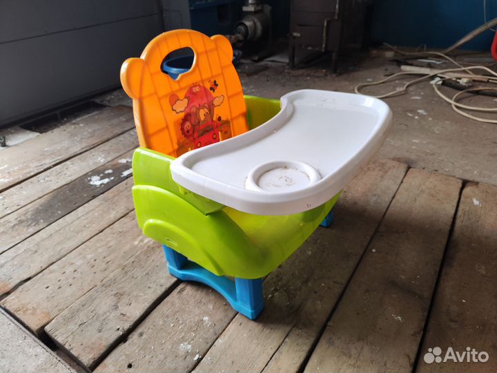 Детский стульчик для кормления