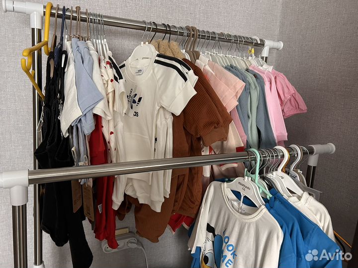 Лот детских вещей