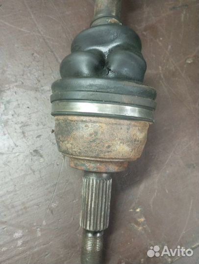 Привод передний левый Renault Megane BM1E K9K732