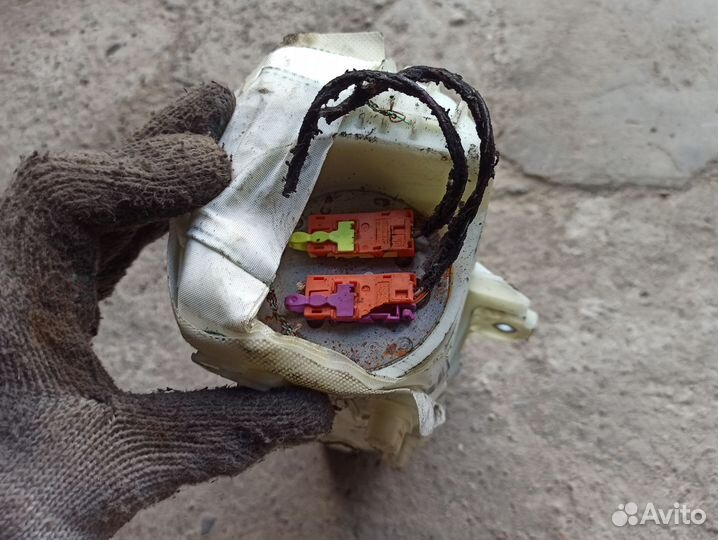 Подушка безопасности пассажира Opel Astra H