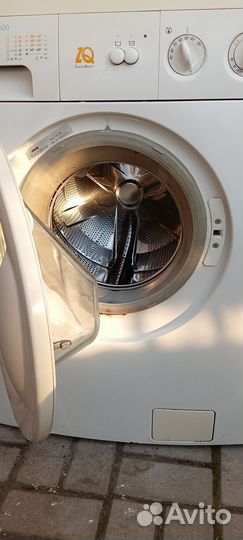 Стиральная машина zanussi бу