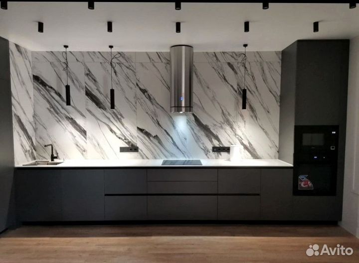 Кухонный гарнитур угловой в Ялте