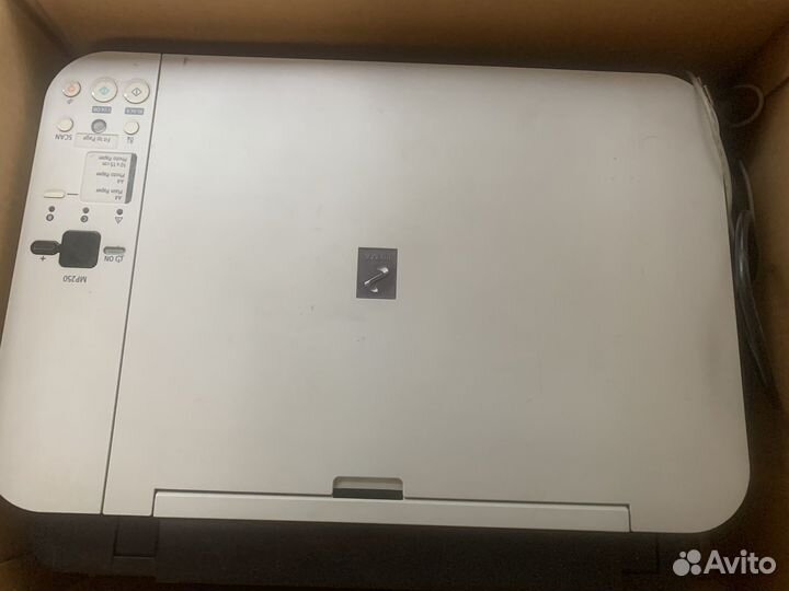 Принтер сканер копир цветной