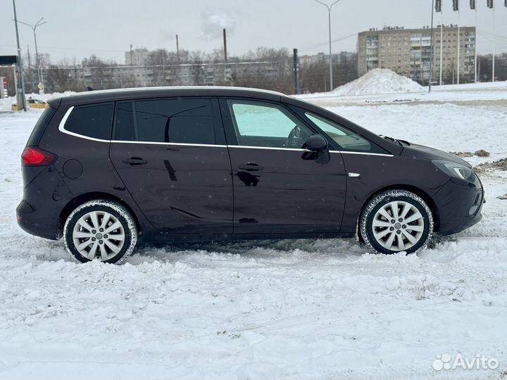 Opel Zafira 2.0 AT, 2015, 168 000 км