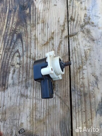 Датчик положения кузова Suzuki