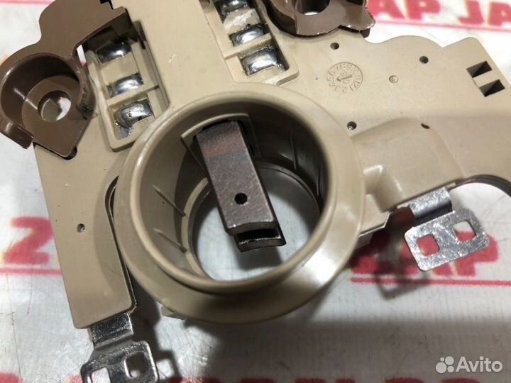 Регулятор генератора Mitsubishi