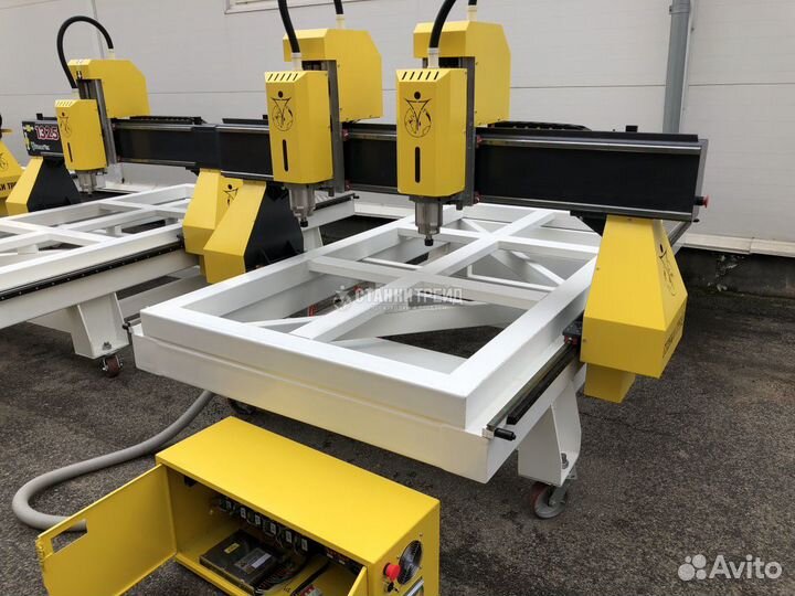 Фрезерный двухшпиндельный станок