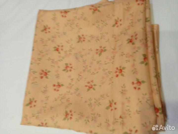 Отрез шёлковой ткани
