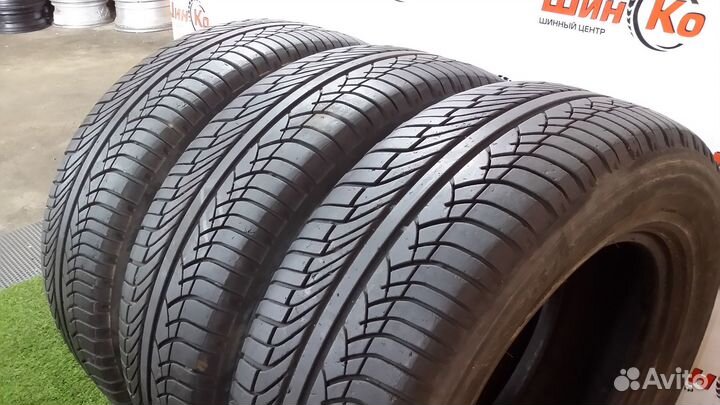 Michelin Latitude Diamaris 215/65 R16