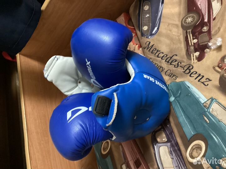 Боксерские перчатки demix