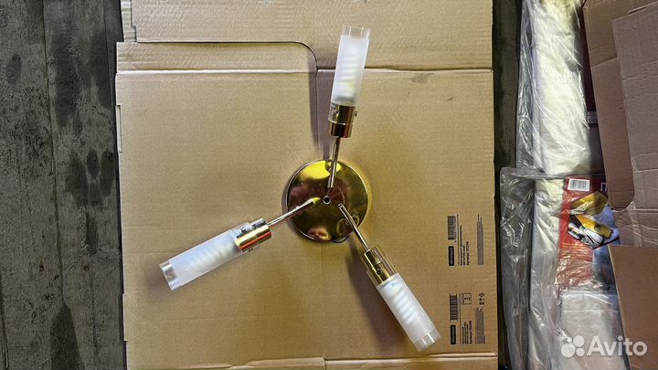 Люстра потолочная