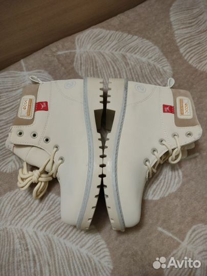 Ботинки демисезонные