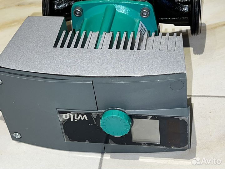 Циркуляционный насос Wilo Stratos 30/1-10