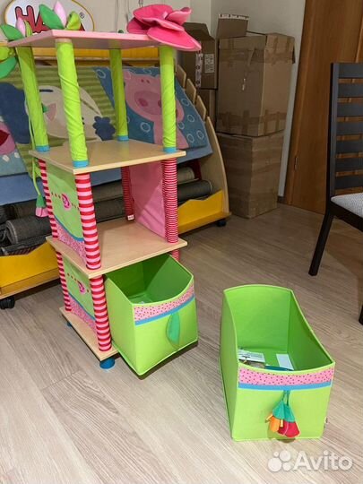 Стеллаж для девочки Хаба