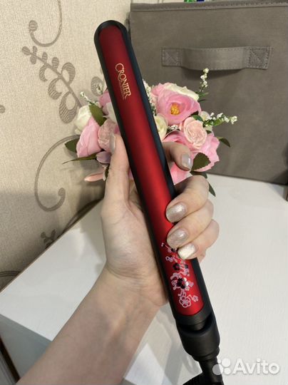 Выпрямитель для волос, утюжок