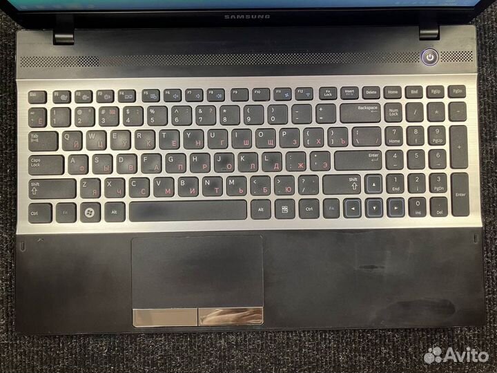 Для офиса Samsung NP305V5A A6/8GB RAM/128GB SSD
