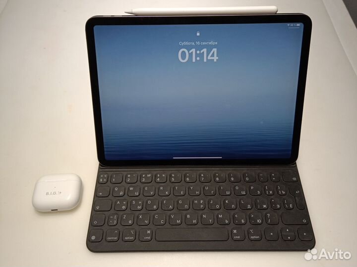 iPad Pro 11 256gb +клавиатура+airpods3 + pencil2