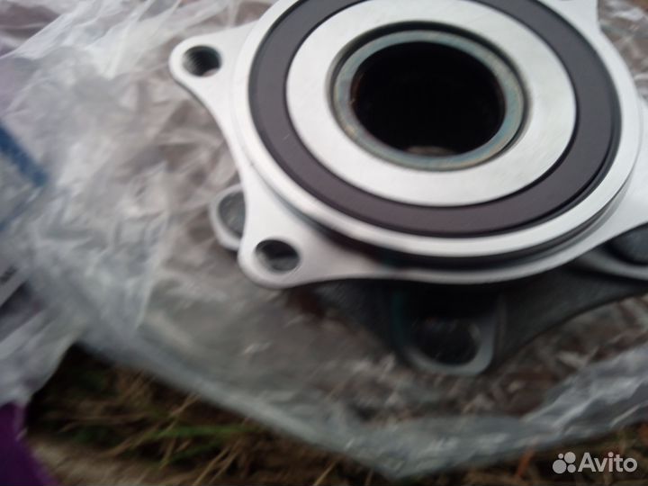 Ступица колеса Suzuki Grand Vitara 2014 года