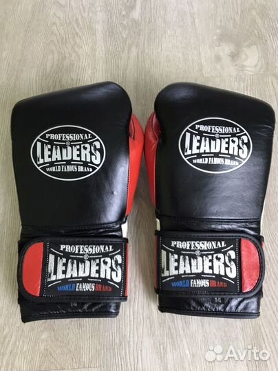 Боксерские перчатки 14oz