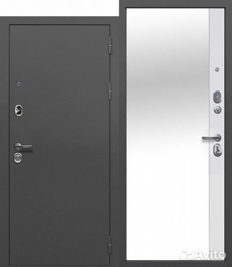 Дверь входная с зеркалом