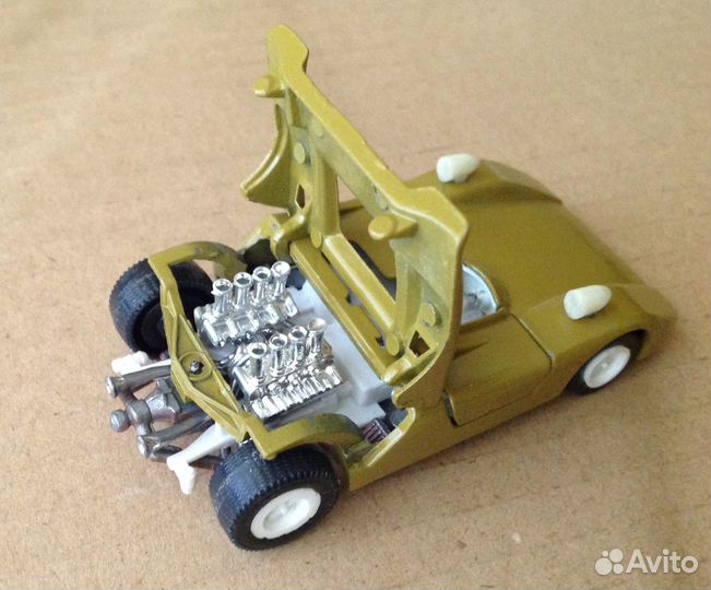 Модель автомобиля 1:43 abarth 3000