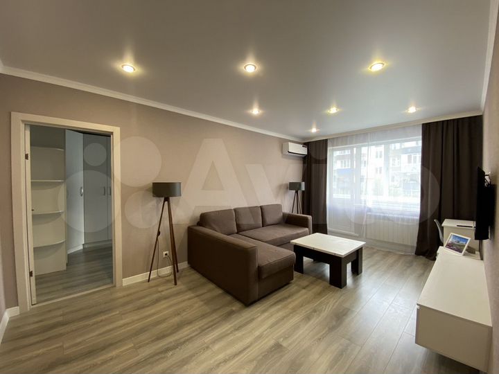 2-к. квартира, 47 м², 3/5 эт.