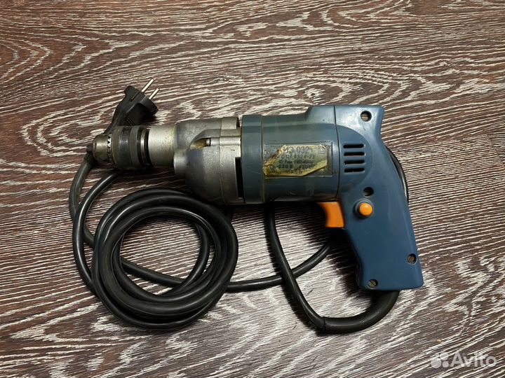 Дрель иэ1032