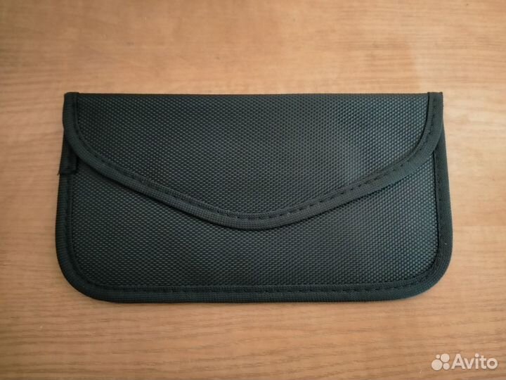 Чехол, блокирующий сигнал