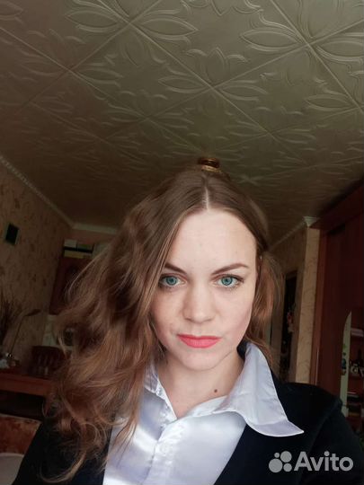 Помощник директора, администратор