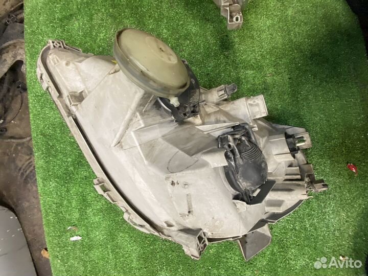 Фара левая правая mercedes A 140 оригинал