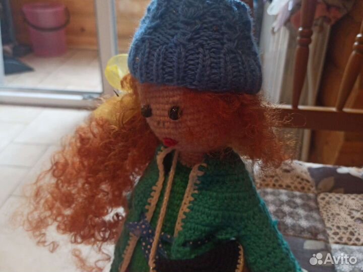 Кукла вязаная ручной работы