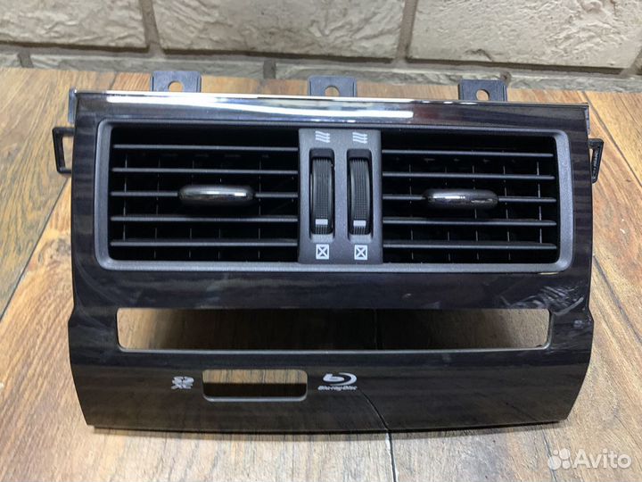 Lexus LS460L Дефлектор воздушный задний