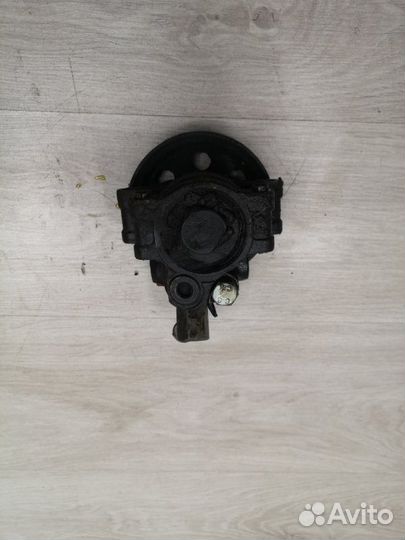 Насос гидроусилителя руля Ford Focus 1 седан eydc