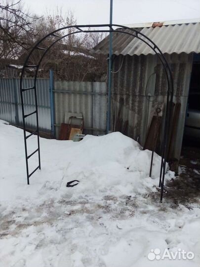 Арка садовая