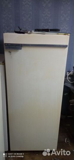 Холодильник бу полюс