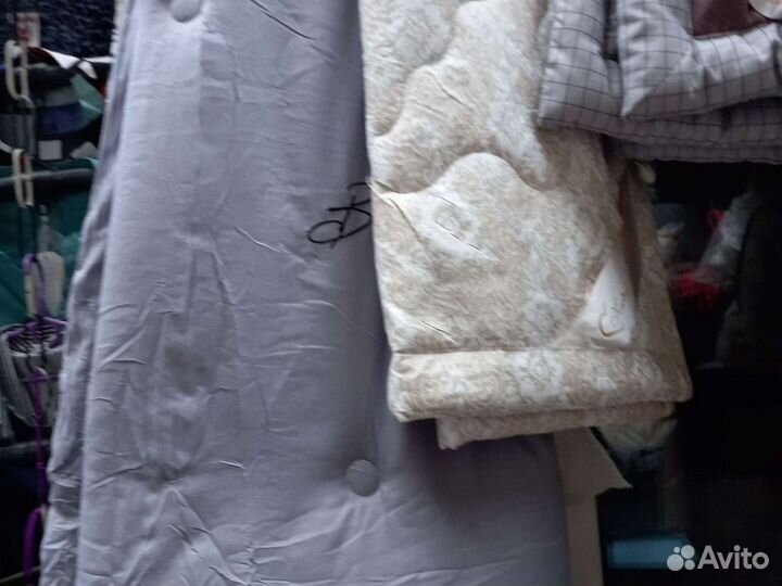 Одеяло и подушки.Наполнитель козий пух,и шелк,пост