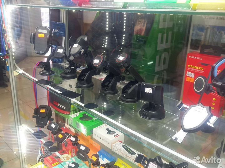 Автомобильный держатель для телефона